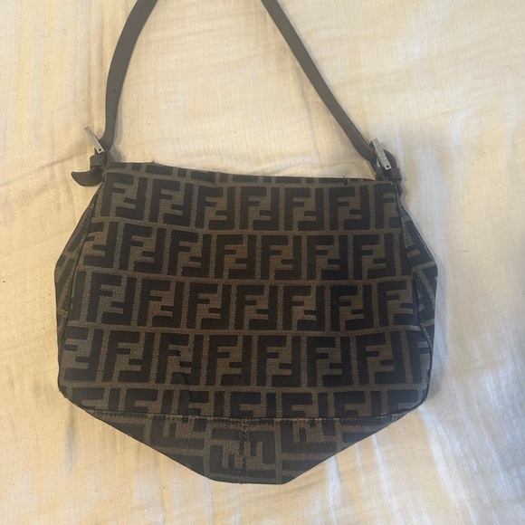 Fendi Shoulder Bag - Picture 2 of 7